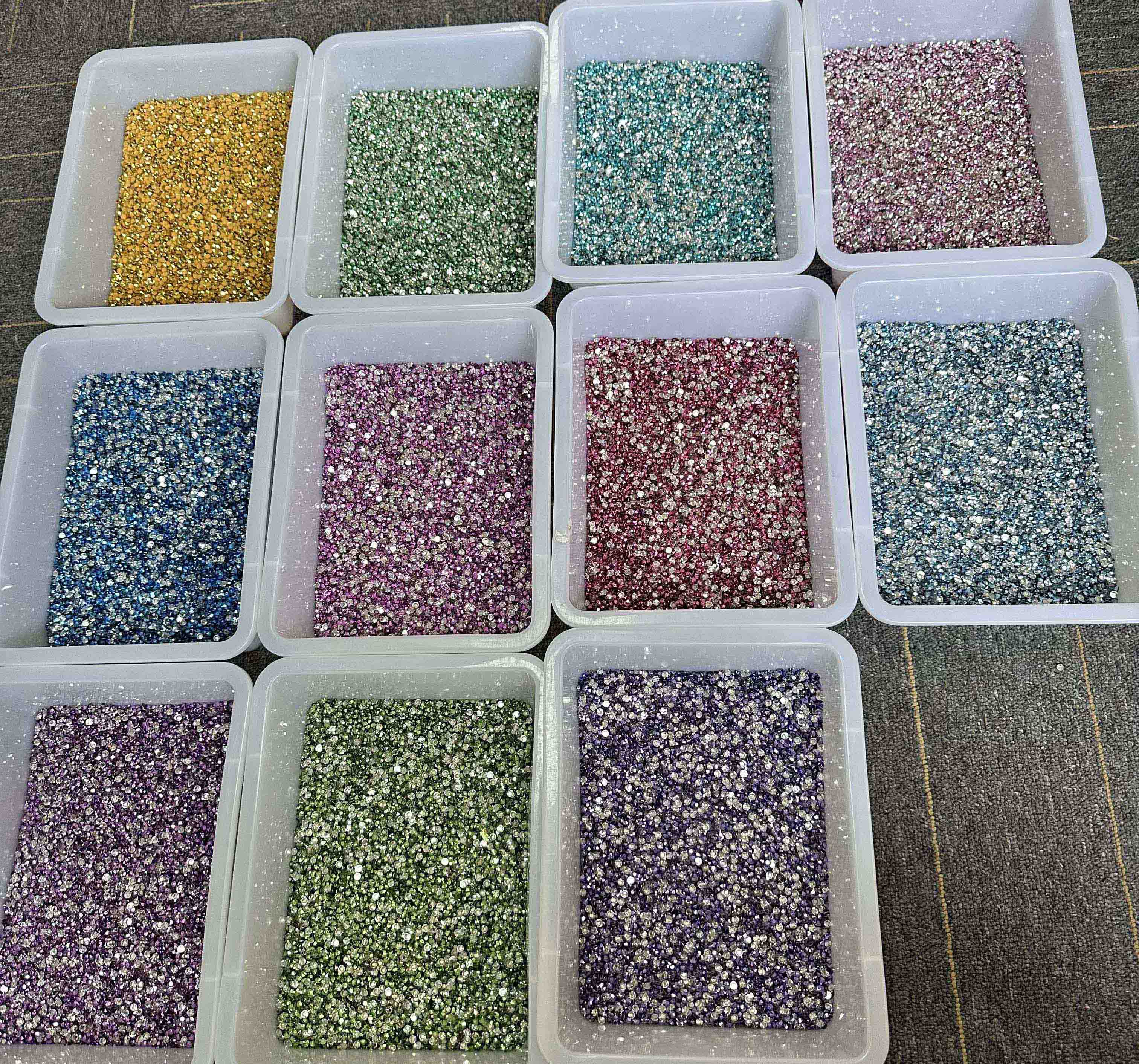 resin rhinestone wholesale.jpg