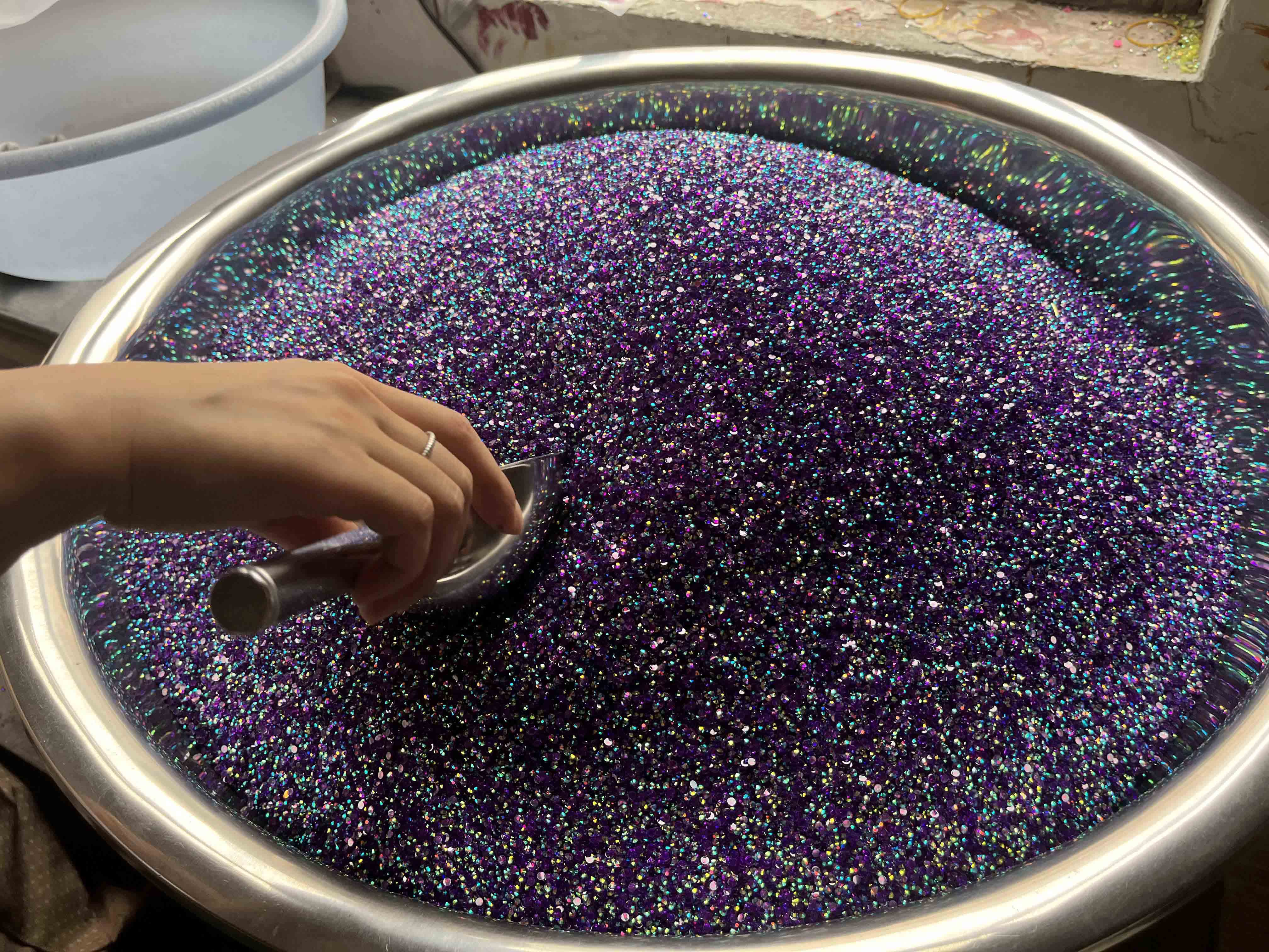 rhinestone resin.jpg