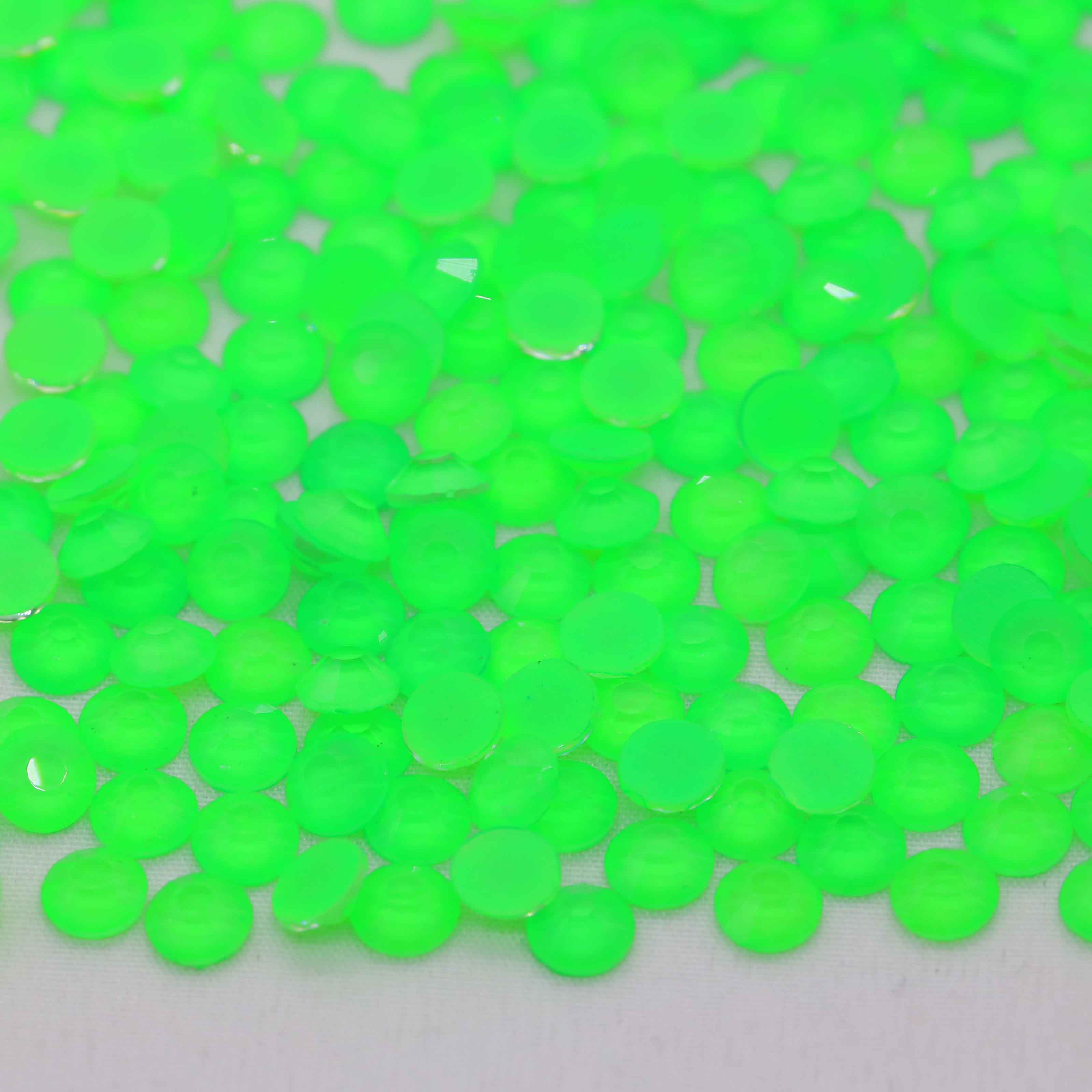 XULIN Rhinestone N16#Green Apple Wholesale Flatback Non Hotfix Neon Glass Rhinestone Glow Under UV